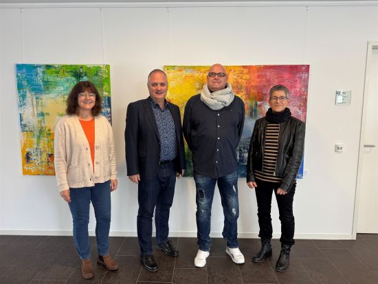 Foto mit Frau Heil (Personalrat), Bürgermeister Martus, Herr Ullrich und Frau Zieger (Personalamt)