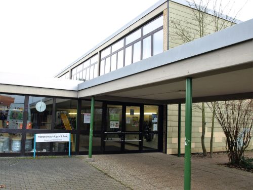 Eingangsbereich der Grund- und Hauptschule Philippsburg